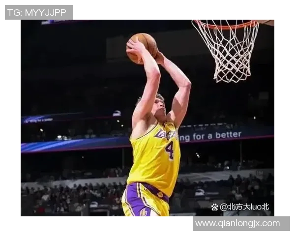 米切尔投篮25中12独得31分，也是全场唯一得分30+球员