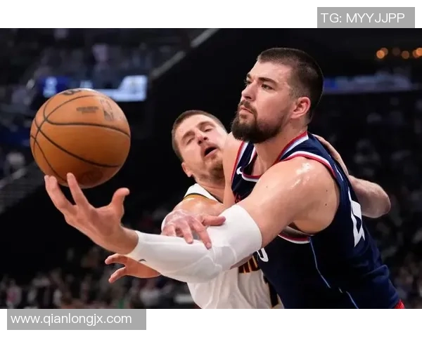 美记：祖巴茨&科比·布朗将与步行者会合，首要任务是完成体检